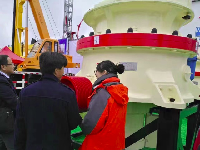 為什么說(shuō)圓錐破碎機(jī)是砂石業(yè)發(fā)展需求的產(chǎn)物